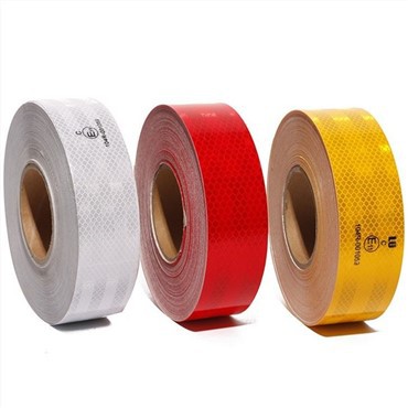 ECE 104R endurskinsband fyrir eftirvagna